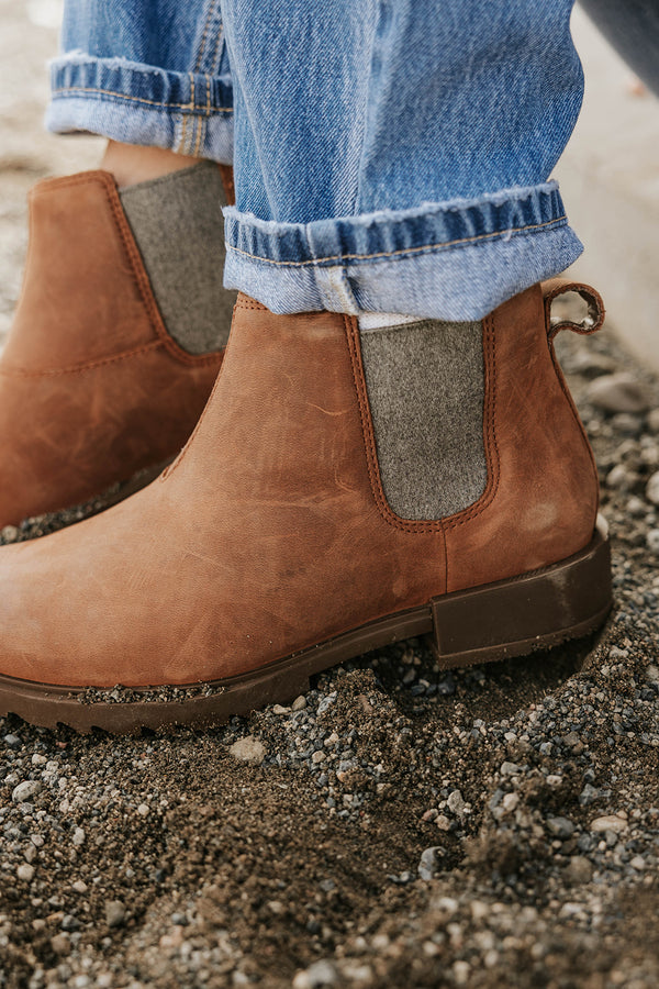 Sorel Emelie Boots-Dark Amber